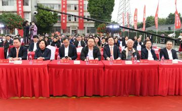 奮斗五十載 變革向未來 | 柳工集團·柳肉聯(lián)五十周年慶典暨新品牌發(fā)布