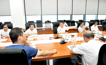 提高開放水平 創(chuàng)新驅(qū)動發(fā)展 國務院督查組一行到柳工實地督查調(diào)研