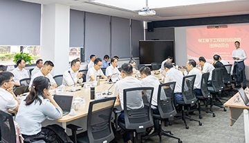 柳工雅下項(xiàng)目啟動(dòng)暨出師動(dòng)員會(huì)順利召開 服務(wù)國家戰(zhàn)略 護(hù)航世紀(jì)工程