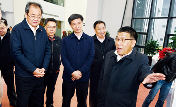 王躍飛到公司調(diào)研時(shí)指出：創(chuàng)新引領(lǐng)高質(zhì)量發(fā)展