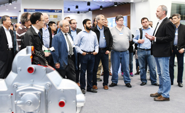 ISO/TC127土方機(jī)械標(biāo)委會2018年年會在柳州召開